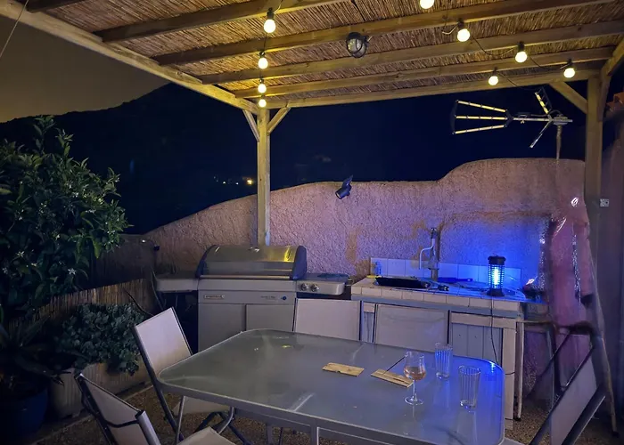 Mazet Tres Calme, Dans La Colline, 15 Mins A Pied Semesterbostad *