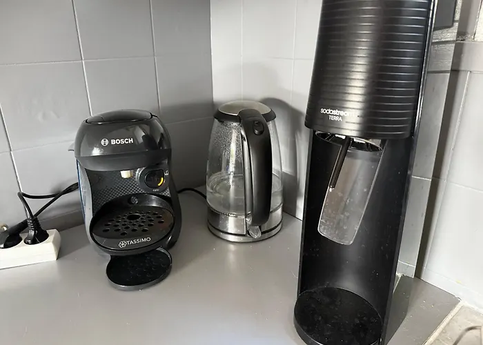 Mazet Tres Calme, Dans La Colline, 15 Mins A Pied Feriehus Le Lavandou