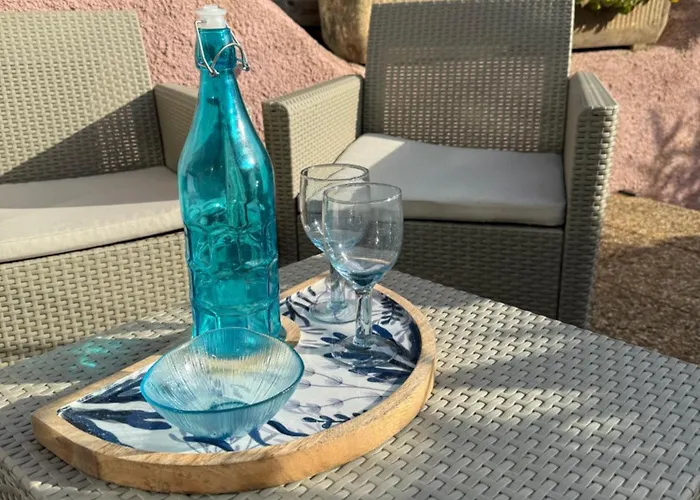 Mazet Tres Calme, Dans La Colline, 15 Mins A Pied Le Lavandou