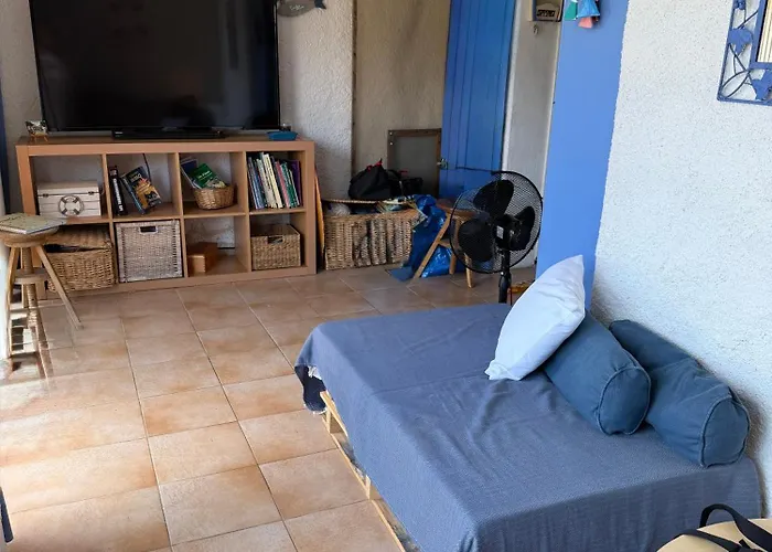 Mazet Tres Calme, Dans La Colline, 15 Mins A Pied * Le Lavandou